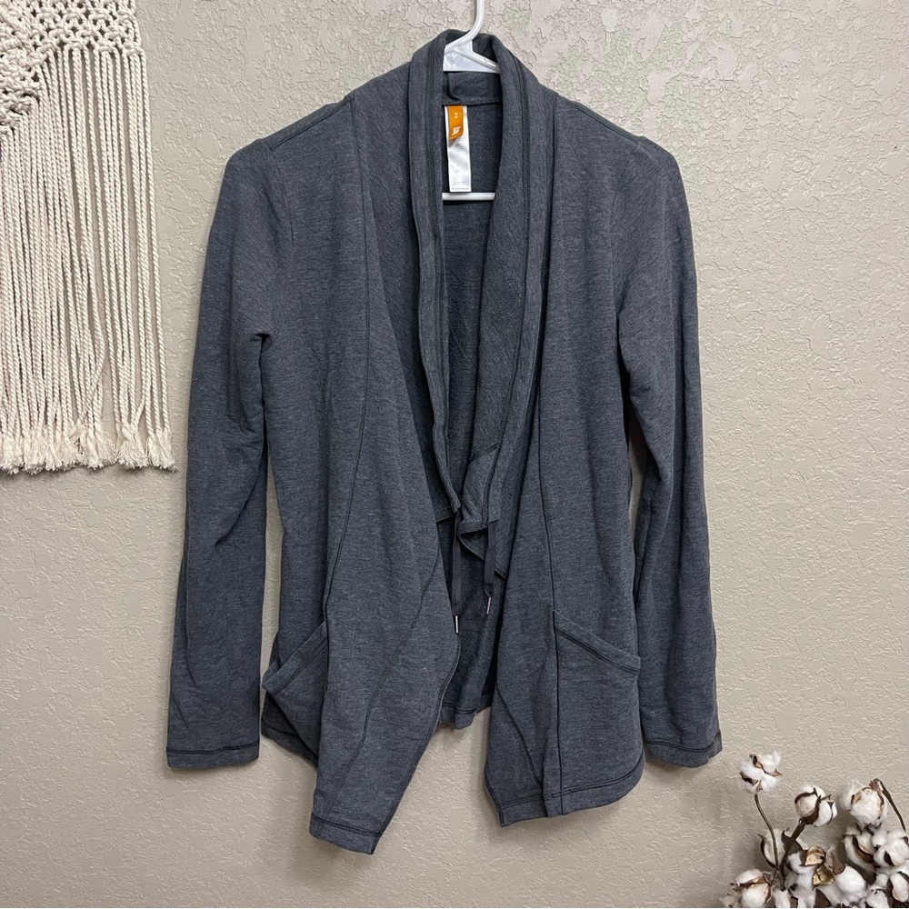 LUCY The Studio Flow wrap drape front front jacket M